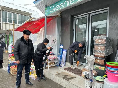 АСАНАЛИЕВ КӨЧӨСҮНДӨ ЖӨӨ ЖҮРГҮНЧҮЛӨР ТИЛКЕСИН ТАЗАЛОО ИШТЕРИ УЛАНУУДА